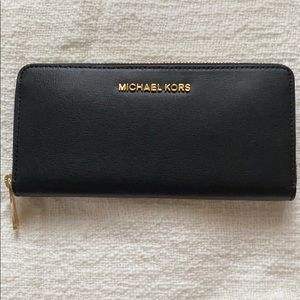 Michael Kors wallet